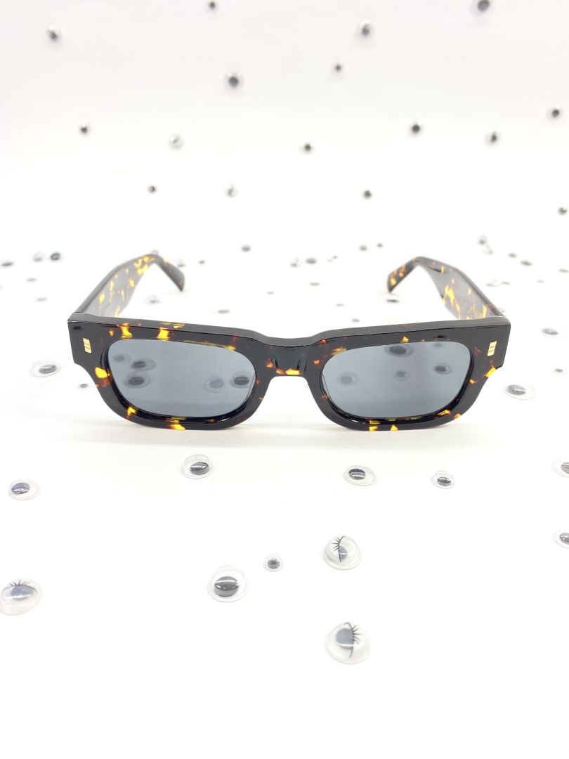 occhiali da soleacetato